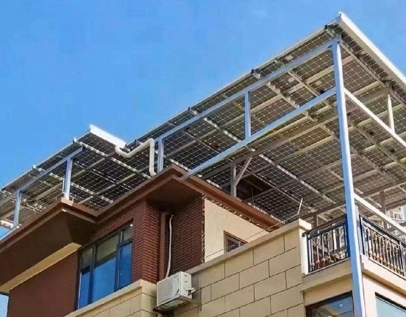 屋頂光伏板：點(diǎn)亮綠色財富的明智之選